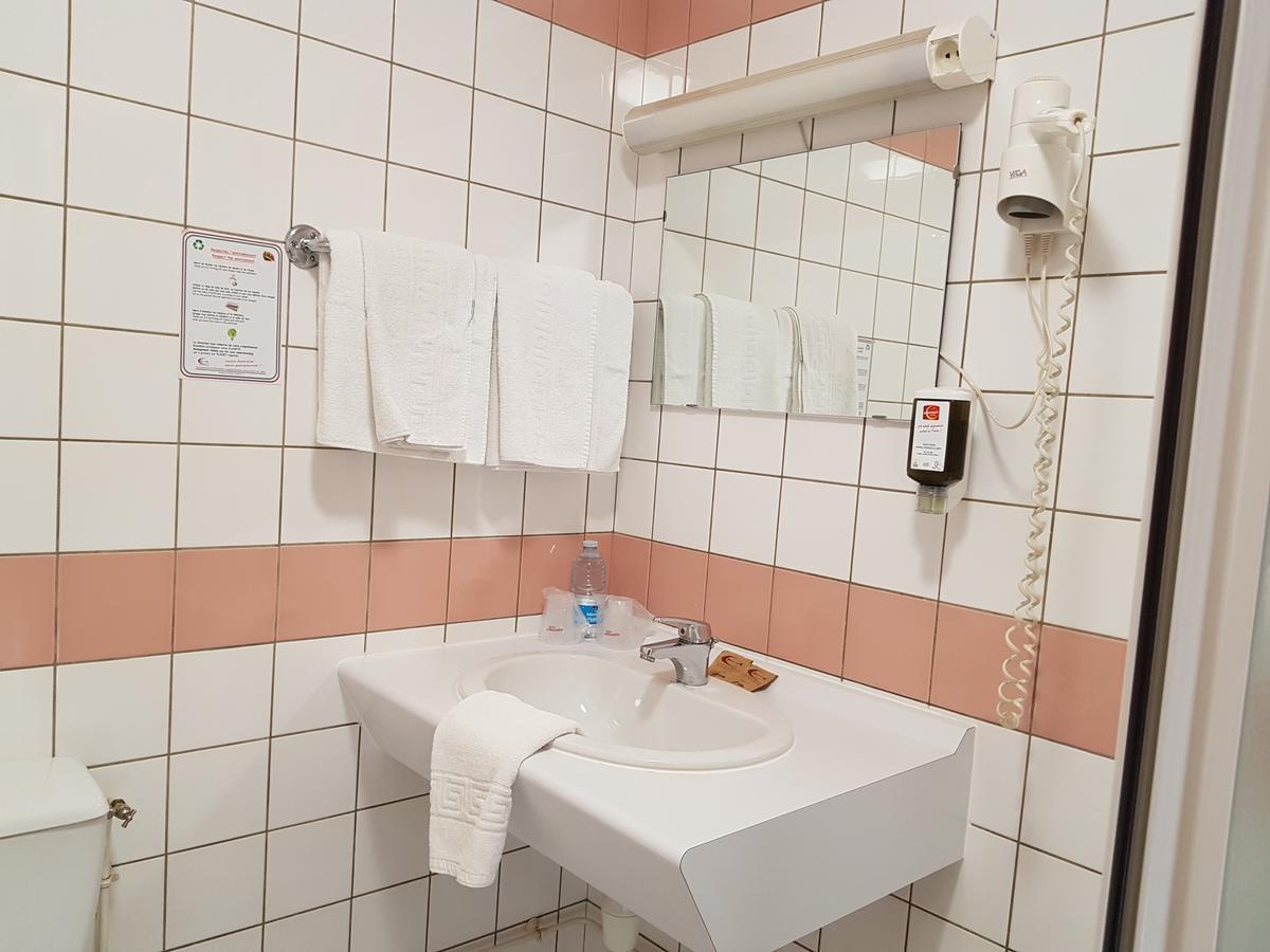 Villa Motel Stenay Bagian luar foto