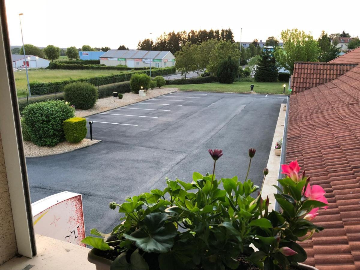 Villa Motel Stenay Bagian luar foto